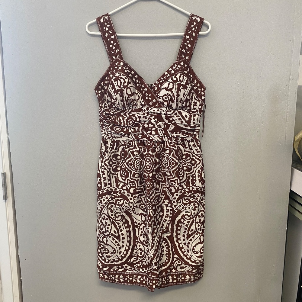 Donna Morgan Dress Size 8 100 % Silk Brown Paisley Dress